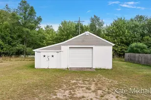 75 4th St, Plainwell, MI 49080 - Photo 75