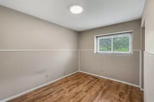 2117 Cogswell Dr, Lansing, MI 48906 - Photo 9