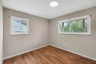 2117 Cogswell Dr, Lansing, MI 48906 - Photo 7