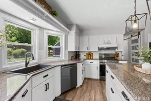 990 Riley St, Hudsonville, MI 49426 - Photo 17