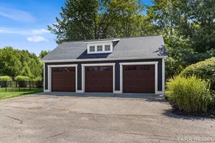 990 Riley St, Hudsonville, MI 49426 - Photo 5