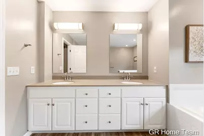 7436 Las Palmas Drive NE, Rockford, MI 49341 - Photo 33