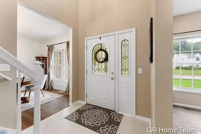 7436 Las Palmas Drive NE, Rockford, MI 49341 - Photo 9