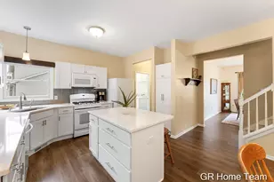 7436 Las Palmas Dr NE, Rockford, MI 49341 - Photo 15