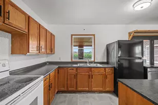 3667 Bradford Rd, Ionia, MI 48846 - Photo 9
