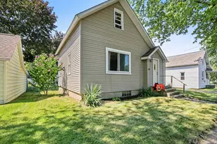 276 3rd St, Eastlake, MI 49626 - Photo 3