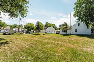 20402 Inkster Rd, Bedford, MI 48240 - Photo 39