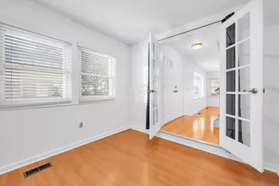 1592 Brentwood Drive, Troy, MI 48098 - Photo 9