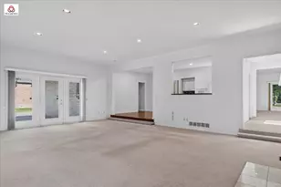 1431 Provincial Dr, Troy, MI 48084 - Photo 15