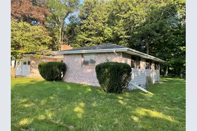 8486 S Hillcrest Drive, Berrien Springs, MI 49103 - Photo 3