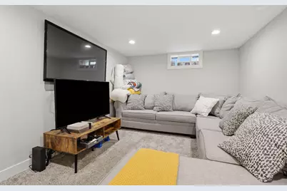 1037 Arlington Street NE, Grand Rapids, MI 49505 - Photo 17