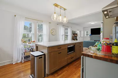 1037 Arlington Street NE, Grand Rapids, MI 49505 - Photo 9