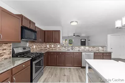 5170 Red River SW, Wyoming, MI 49418 - Photo 11