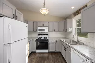 6480 34th Ave, Hudsonville, MI 49426 - Photo 9