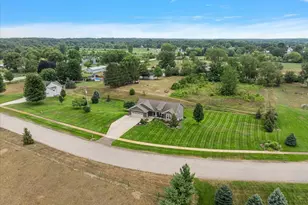 1812 Sunquest Ave, Dorr, MI 49323 - Photo 61