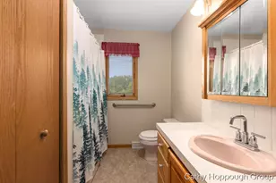 822 E Condensery Rd, Sheridan, MI 48884 - Photo 13
