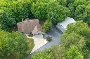 6244 Black Creek Dr, Middleville, MI 49333 - Photo 71