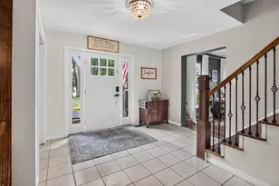 1210 Gilroy Rd, Jackson, MI 49203 - Photo 3
