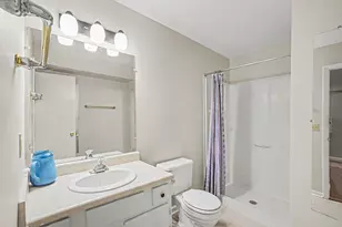 2376 Strathmore St, Kalamazoo, MI 49009 - Photo 13