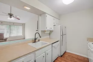 2376 Strathmore St, Kalamazoo, MI 49009 - Photo 9