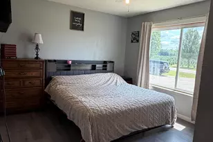 275 W 136th St, Grant, MI 49327 - Photo 13