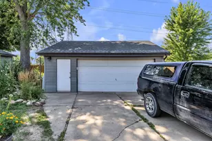 11148 Jackson St, Belleville, MI 48111 - Photo 25
