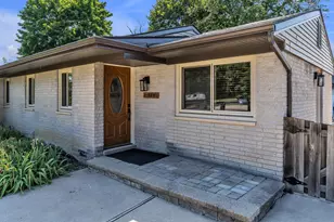 11148 Jackson St, Belleville, MI 48111 - Photo 3