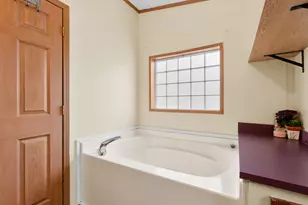 3470 W Wembley Ln, Kalamazoo, MI 49009 - Photo 19