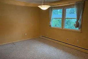 350 Frakes St, Vicksburg, MI 49097 - Photo 9