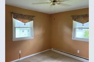 350 Frakes Street, Vicksburg, MI 49097 - Photo 15