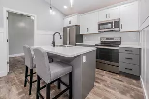 314 S Linden St, Marshall, MI 49068 - Photo 9
