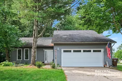 6158 Miramonte Drive NE, Rockford, MI 49341 - Photo 3