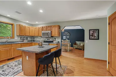 238 Jacaranda Drive, Battle Creek, MI 49015 - Photo 11