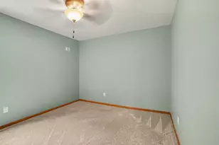 238 Jacaranda Dr, Battle Creek, MI 49015 - Photo 21