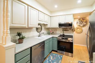 3562 Whispering Brook Dr SE, Grand Rapids, MI 49508 - Photo 11