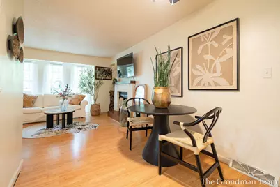 3562 Whispering Brook Drive SE #55, Grand Rapids, MI 49508 - Photo 9