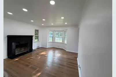 24713 Lois Lane, Southfield, MI 48075 - Photo 5