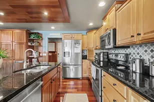 10633 Bridgewater Dr, Zeeland, MI 49464 - Photo 5