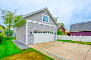 8414 Lake Ave, Watervliet, MI 49098 - Photo 23