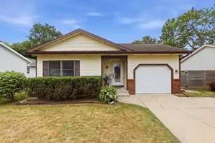 2844 Beechridge Dr, Hudsonville, MI 49426 - Photo 3