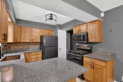 12043 S Sprinkle Road, Vicksburg, MI 49097 - Photo 15
