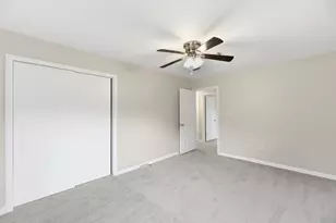 1615 Maiden Ln, Saint Joseph, MI 49085 - Photo 15