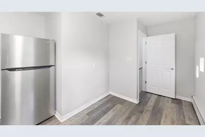 1615 Maiden Lane, Saint Joseph, MI 49085 - Photo 9
