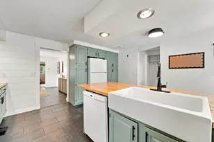 208 E Broadway St, Woodland, MI 48897 - Photo 9