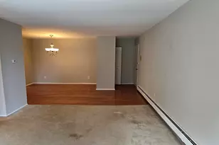 1890 Axtell Dr, Troy, MI 48084 - Photo 5