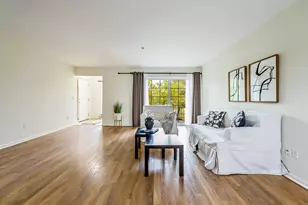 120 W Oakbrook Dr, Ann Arbor, MI 48103 - Photo 5
