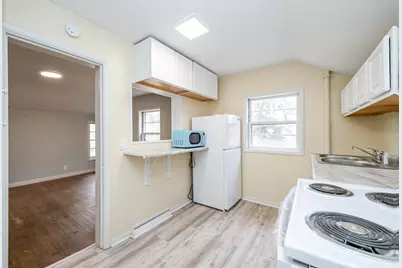 1298 Colfax Avenue, Benton Harbor, MI 49022 - Photo 7