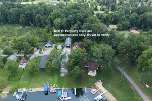 33418 Inn-D-Inn Dr, Dowagiac, MI 49047 - Photo 11