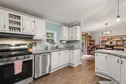67749 Ridgewood Drive S, South Haven, MI 49090 - Photo 9