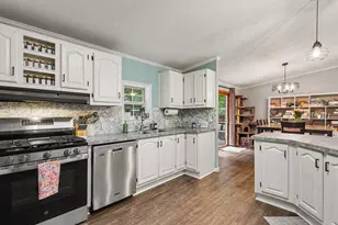 67749 Ridgewood Dr S, South Haven, MI 49090 - Photo 9